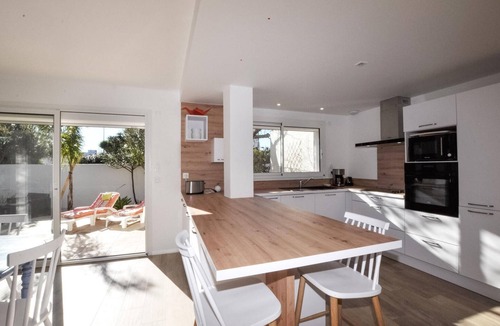 Canet-Plage House | Stunning home in Canet Plage with WiFi