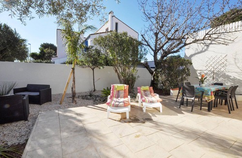 Canet-Plage House | Stunning home in Canet Plage with WiFi
