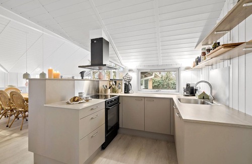 Dronningmolle House | Stunning home in Dronningmølle