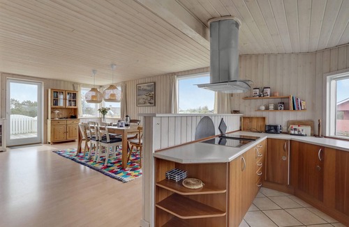 Vejers Strand House | Stunning home in Vejers Strand