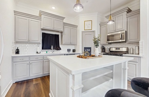 Northside House | Stunning home in downtown Houston w private hot tub & loft - ideal location