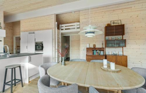 Dronningmolle House | Stunning Home In Dronningmølle