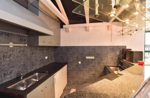 Duce House | Stunning home in Duce