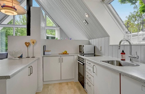 Vibæk Strand House | Stunning home in Ebeltoft with kitchen