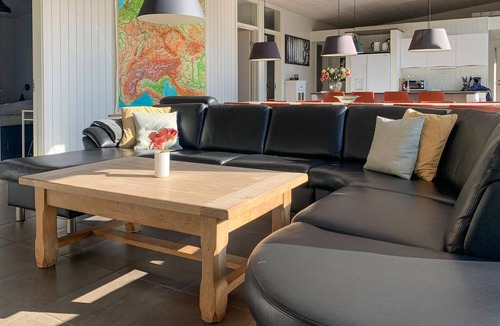 Handrup House | Stunning home in Ebeltoft with sauna