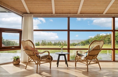 Lyngsbæk Strand House | Stunning home in Ebeltoft with sauna