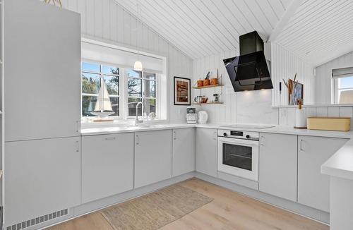 Handrup Strand House | Stunning home in Ebeltoft with WiFi