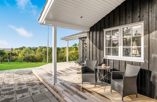 Handrup Strand House | Stunning home in Ebeltoft with WiFi