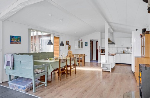 Vibæk Strand House | Stunning home in Ebeltoft with kitchen
