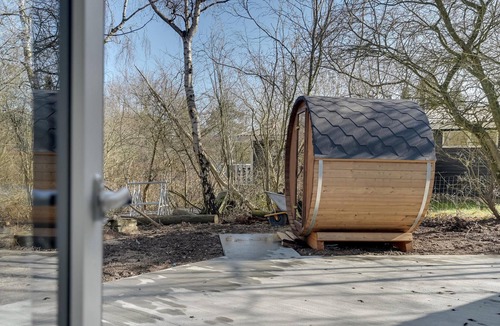 Øer Strand House | Stunning home in Ebeltoft with WiFi