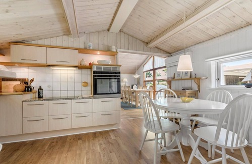 Handrup Strand House | Stunning home in Ebeltoft with WiFi