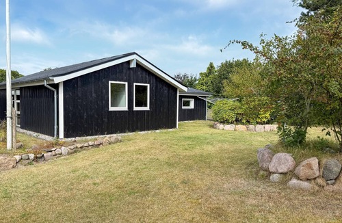 Handrup Strand House | Stunning home in Ebeltoft with WiFi