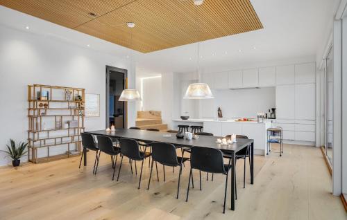 Ebeltoft House | Stunning Home In Ebeltoft With Sauna
