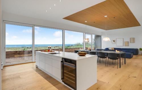 Ebeltoft House | Stunning Home In Ebeltoft With Sauna