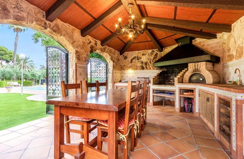 Elche House | Stunning home in Elche