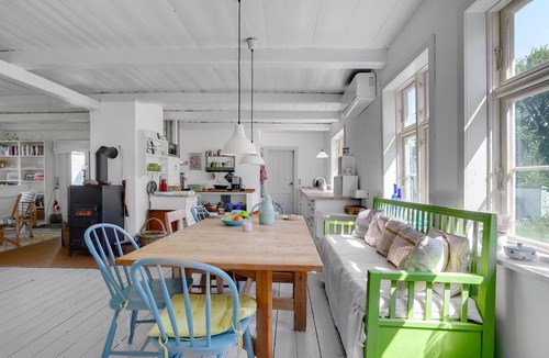 Errindlev House | Stunning home in Errindlev with WiFi