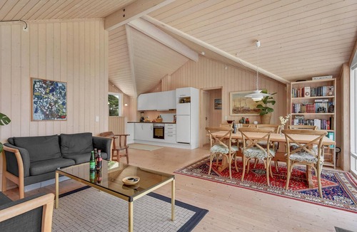 Hjerting House | Stunning home in Esbjerg V with WiFi