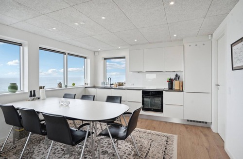 Esbjerg House | Stunning home in Esbjerg V with kitchen