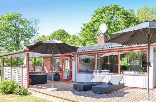 Kaldred House | Stunning home in Eskebjerg with WiFi