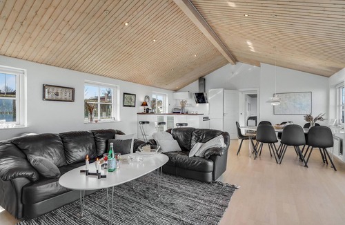 Bøjden House | Stunning home in Faaborg with house sea view