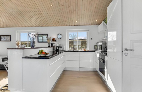 Bøjden House | Stunning home in Faaborg with house sea view