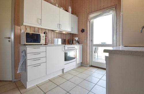 Faaborg House | Stunning home in Faaborg with kitchen