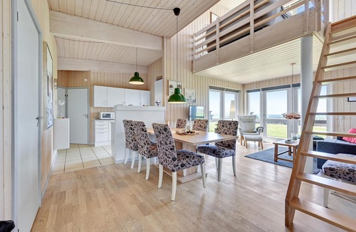 Faaborg House | Stunning home in Faaborg with WiFi