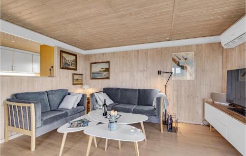 Bøjden House | Stunning Home In Faaborg With Kitchen