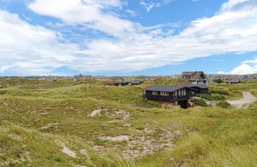 Rindby Strand House | Stunning home in Fanø with WiFi