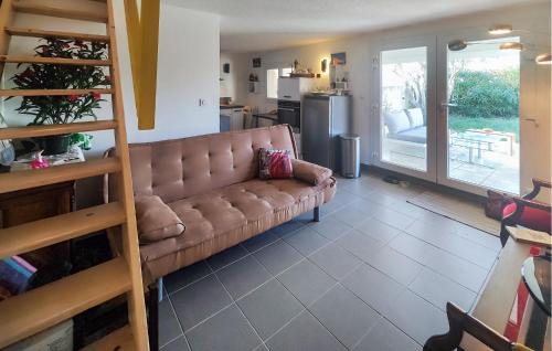 Vic-la-Gardiole House | Stunning Home In Vic-La-Gardiole