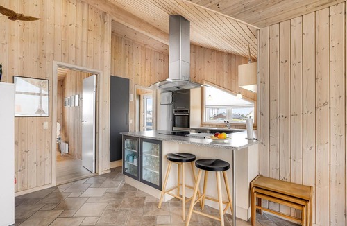 Lild Strand House | Stunning home in Frøstrup with sauna