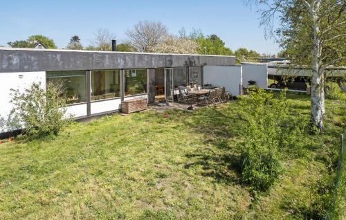 Reersø House | Stunning Home In Gørlev With Wifi