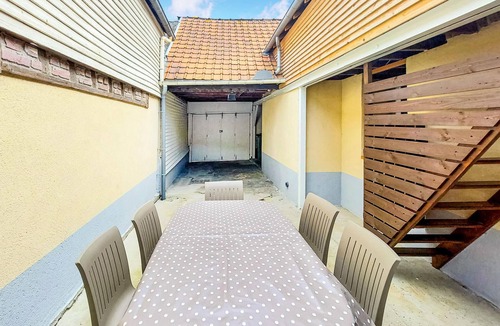 Gamaches House | Stunning home in Gamaches with WiFi