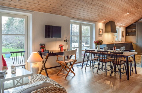 Smidstrup Strand House | Stunning home in Gilleleje with WiFi