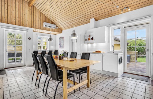 Bønnerup Strand House | Stunning home in Glesborg with sauna
