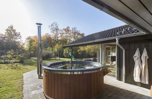 Fjellerup House | Stunning home in Glesborg with sauna