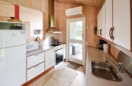 Fjellerup Strand House | Stunning home in Glesborg with sauna