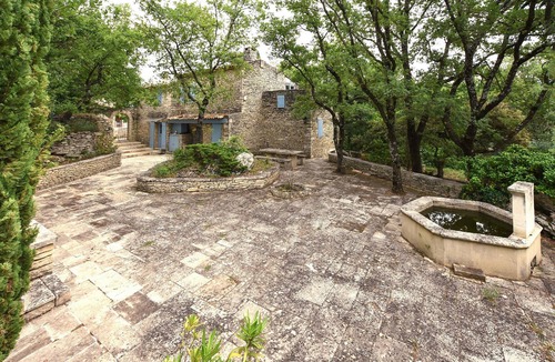 Goult House | Stunning home in Goult