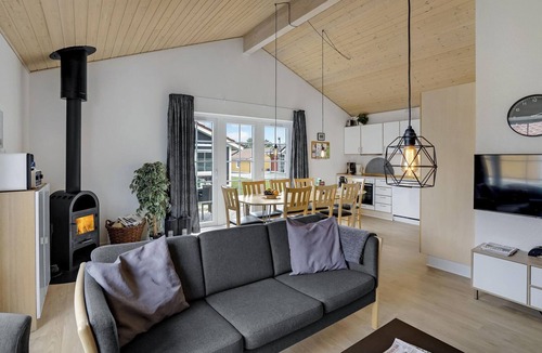 Grasten House | Stunning home in Gråsten with WiFi