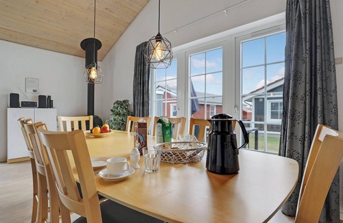 Grasten House | Stunning home in Gråsten with WiFi