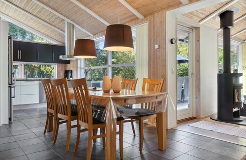 Grena Strand House | Stunning home in Grenaa with kitchen