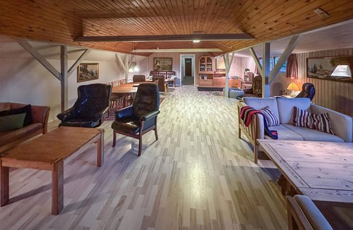 Grenaa House | Stunning home in Grenaa with WiFi