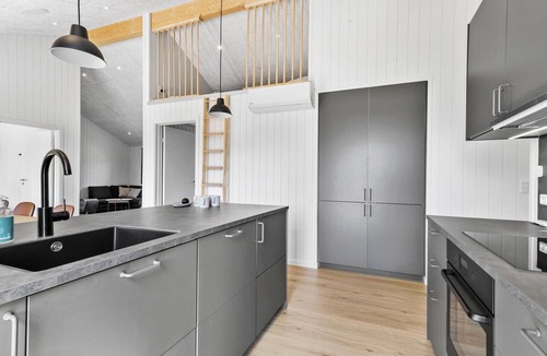 Grenaa House | Stunning home in Grenaa with sauna