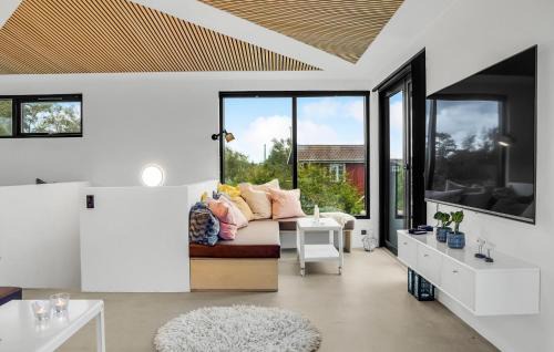 Grena Strand House | Stunning Home In Grenaa With Sauna