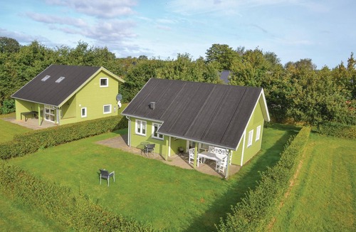 Janderup House | Stunning home in Grindsted with kitchen