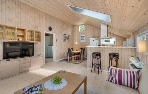 Hojby House | Stunning Home In Højby With Wifi