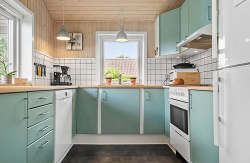Flovt Strand House | Stunning home in Haderslev with sauna