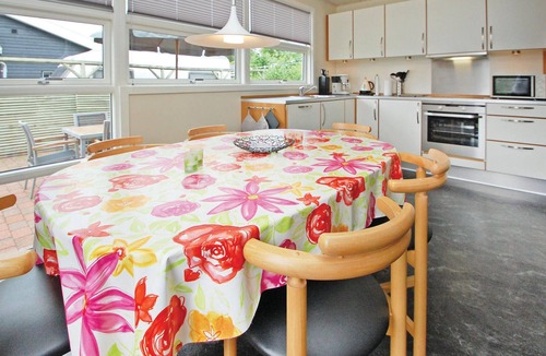 Hejsager Strand House | Stunning home in Haderslev with kitchen