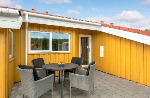 Flovt Strand House | Stunning home in Haderslev with WiFi