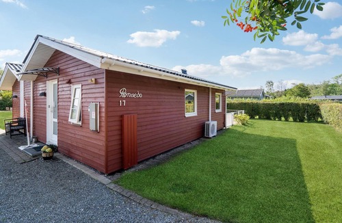Diernæs Strandby House | Stunning home in Haderslev with kitchen